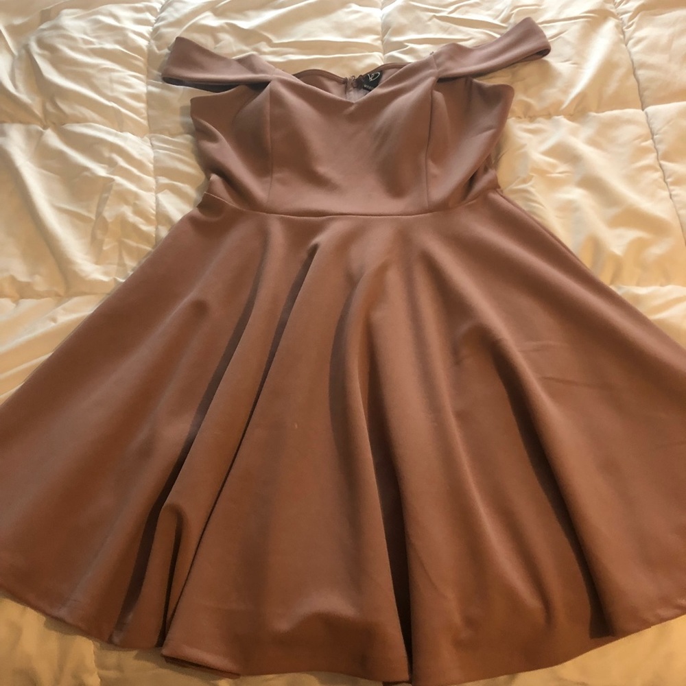 WINDSOR DRESS